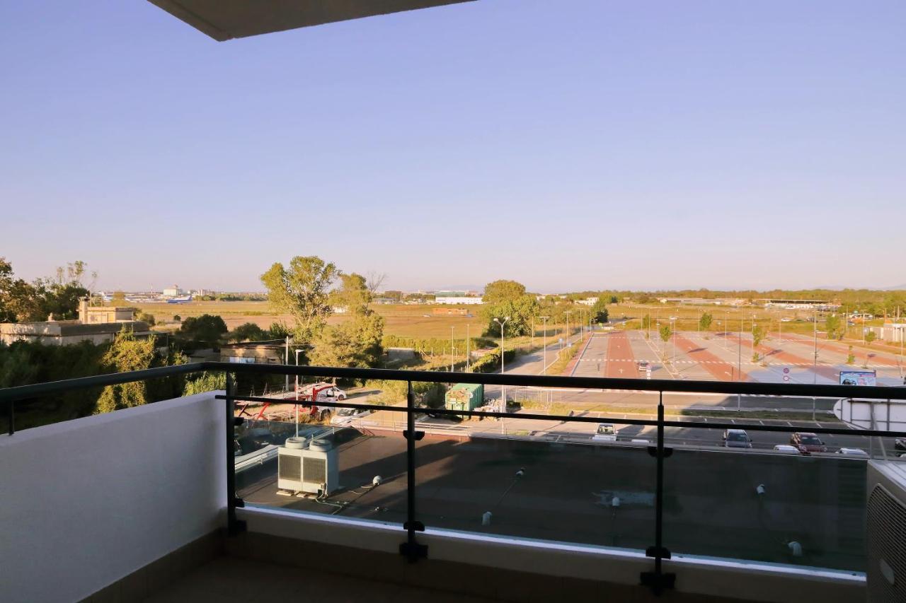 Bilocale Con Vista Sull'Aeroporto - Comodo Per Il Viaggio Fiumicino Exteriör bild